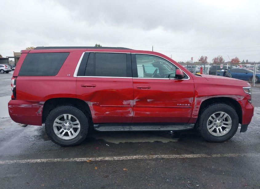 Photo 6 of 2015 Chevrolet Tahoe LT (VIN 1GNSKBKCXFR233000)