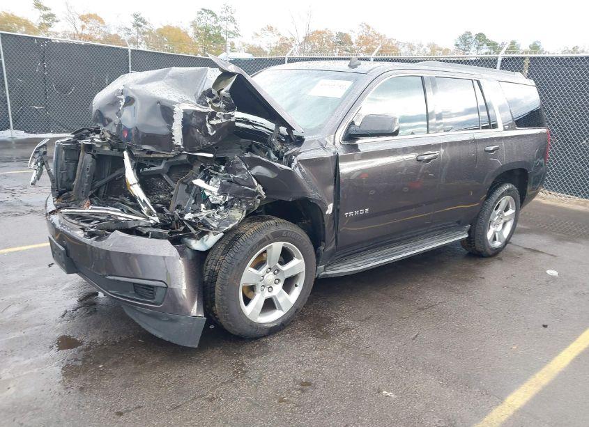 Photo 2 of 2015 Chevrolet Tahoe LT (VIN 1GNSKBKCXFR292662)