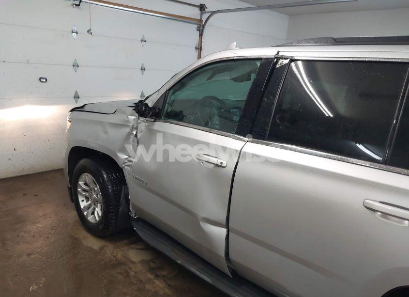 Photo 19 of 2016 Chevrolet Tahoe LT (VIN 1GNSKBKCXGR468692)