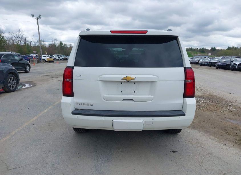 Photo 16 of 2017 Chevrolet Tahoe LT (VIN 1GNSKBKCXHR124829)