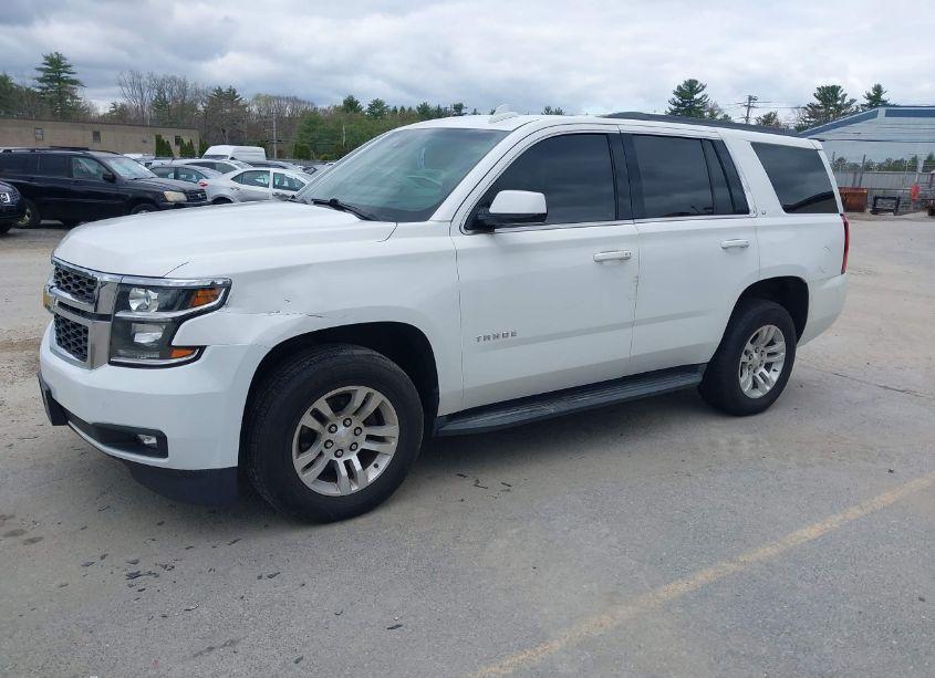Photo 2 of 2017 Chevrolet Tahoe LT (VIN 1GNSKBKCXHR124829)