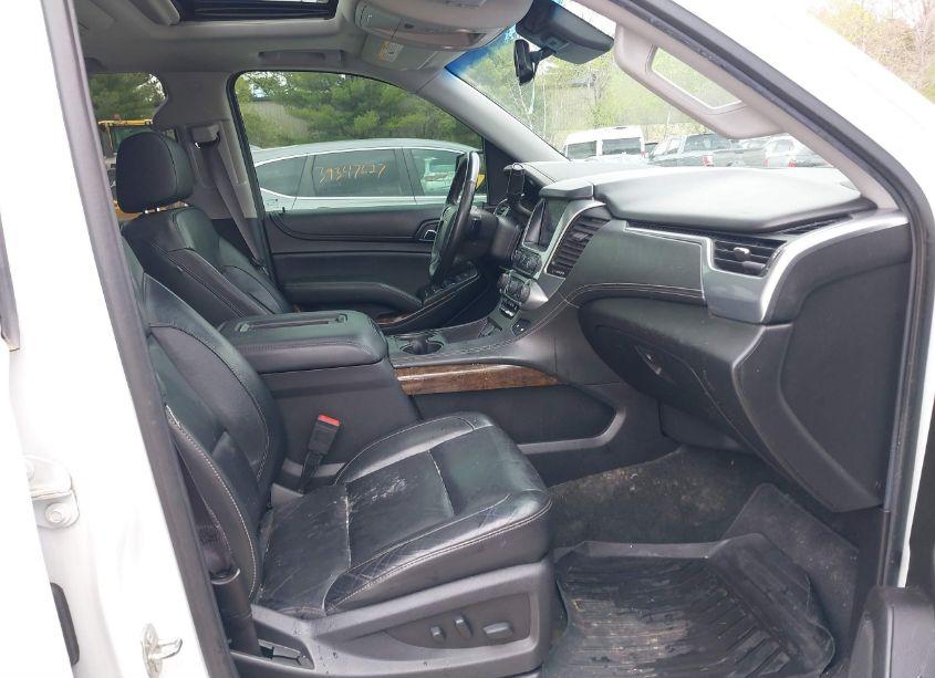 Photo 5 of 2017 Chevrolet Tahoe LT (VIN 1GNSKBKCXHR124829)