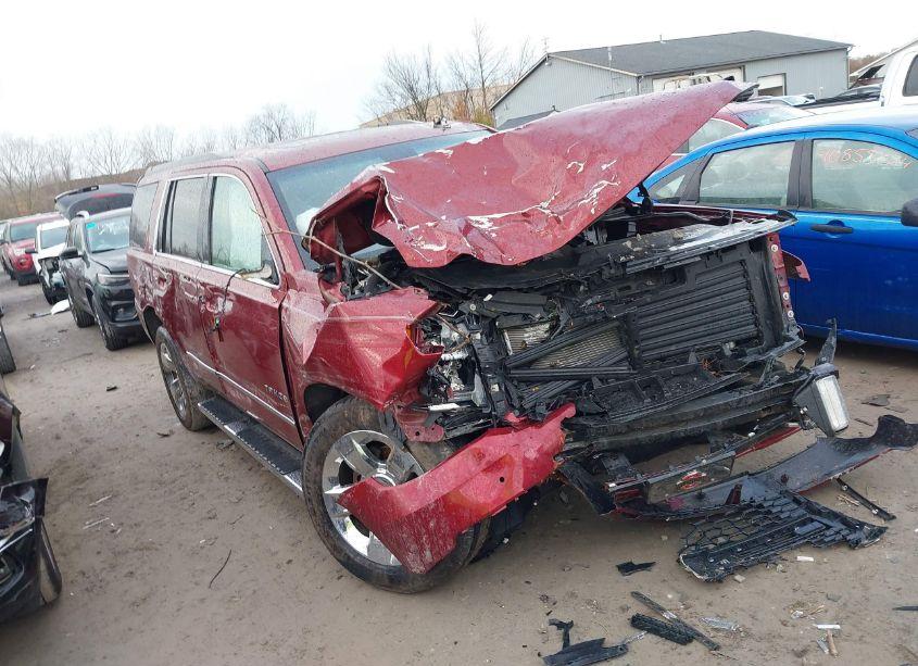 2017 Chevrolet Tahoe LT (VIN 1GNSKBKCXHR161704) main photo