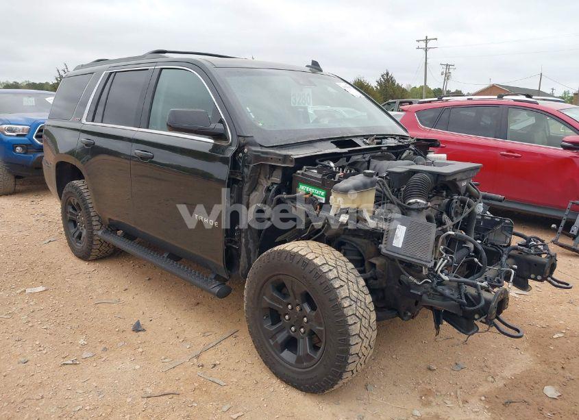 2017 Chevrolet Tahoe LT (VIN 1GNSKBKCXHR388181) main photo