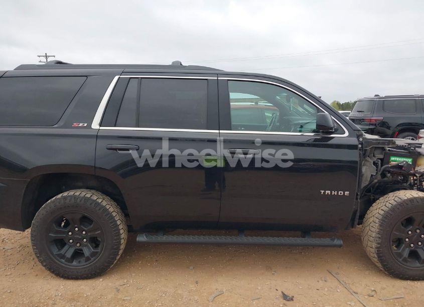 Photo 14 of 2017 Chevrolet Tahoe LT (VIN 1GNSKBKCXHR388181)