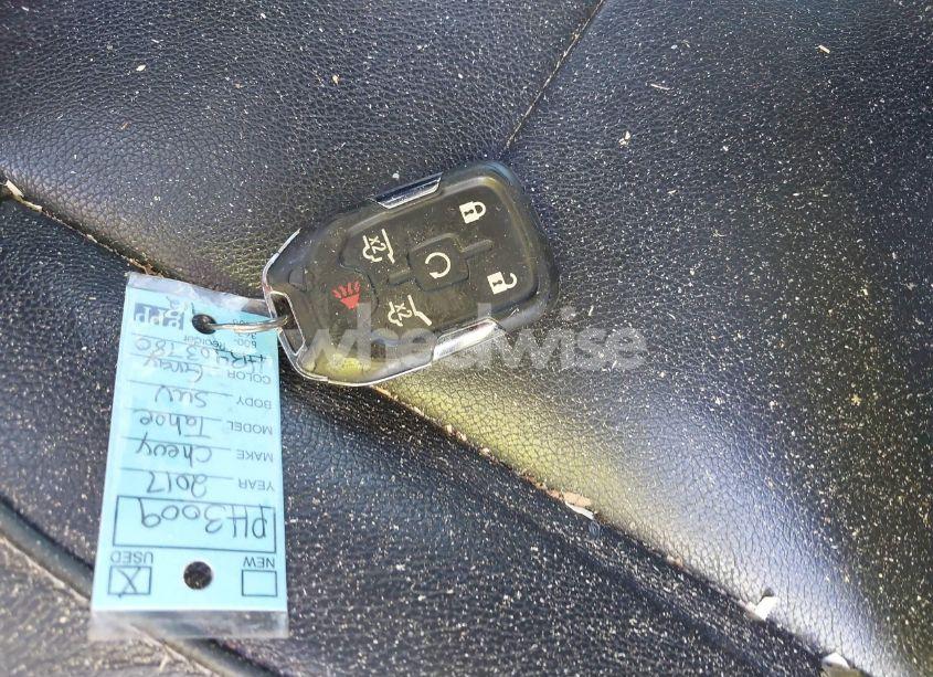 Photo 11 of 2017 Chevrolet Tahoe LT (VIN 1GNSKBKCXHR403780)