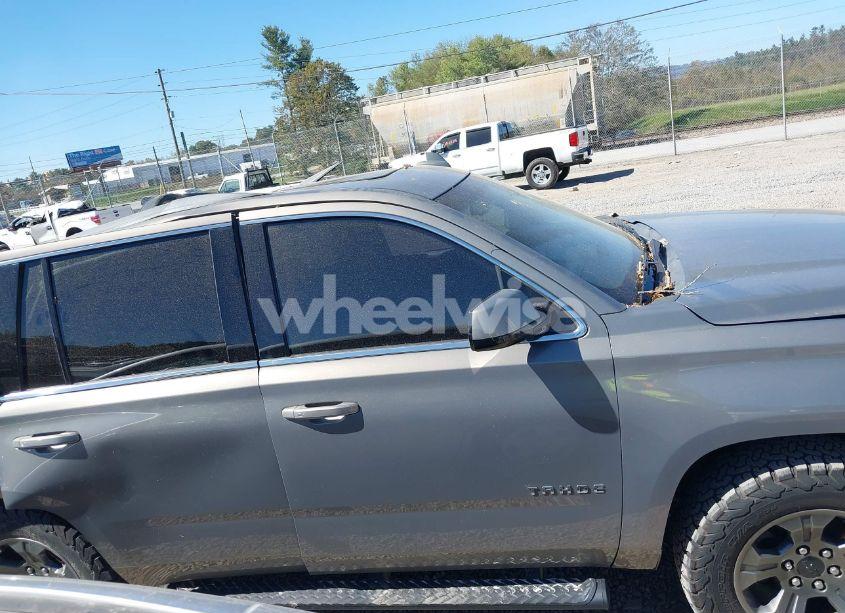 Photo 13 of 2017 Chevrolet Tahoe LT (VIN 1GNSKBKCXHR403780)