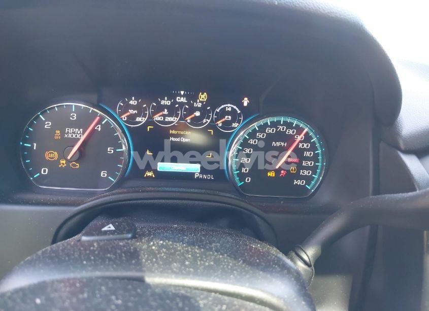 Photo 7 of 2017 Chevrolet Tahoe LT (VIN 1GNSKBKCXHR403780)