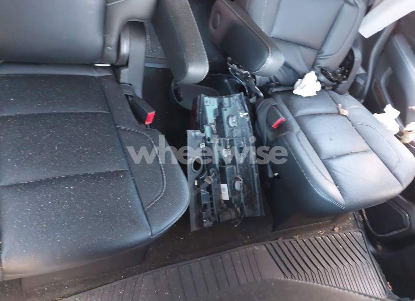 Photo 8 of 2017 Chevrolet Tahoe LT (VIN 1GNSKBKCXHR403780)