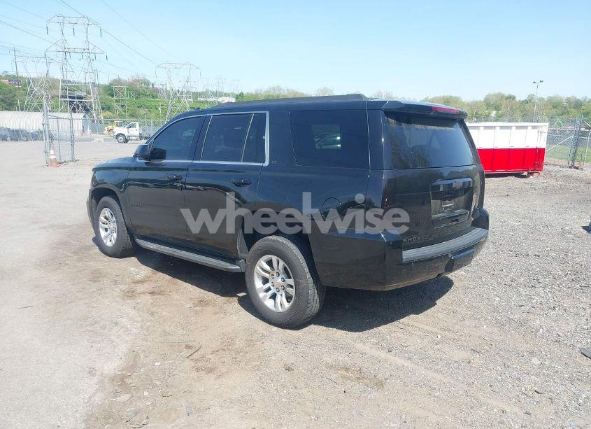 Photo 3 of 2020 Chevrolet Tahoe 4WD LT (VIN 1GNSKBKCXLR255963)