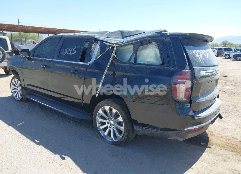 Photo 3 of 2023 Chevrolet Suburban 4WD LS (VIN 1GNSKBKD3PR198309)