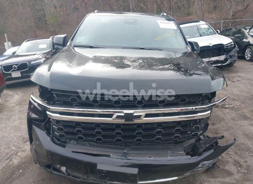 Photo 12 of 2023 Chevrolet Suburban 4WD LS (VIN 1GNSKBKD7PR110930)