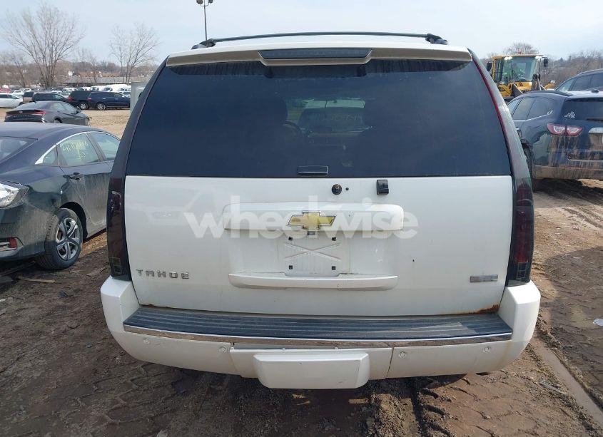 Photo 16 of 2011 Chevrolet Tahoe LTZ (VIN 1GNSKCE00BR119640)