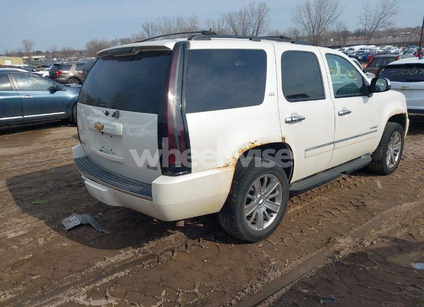 Photo 4 of 2011 Chevrolet Tahoe LTZ (VIN 1GNSKCE00BR119640)