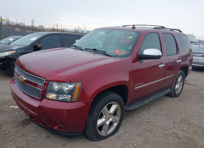 Photo 2 of 2011 Chevrolet Tahoe LTZ (VIN 1GNSKCE00BR129617)
