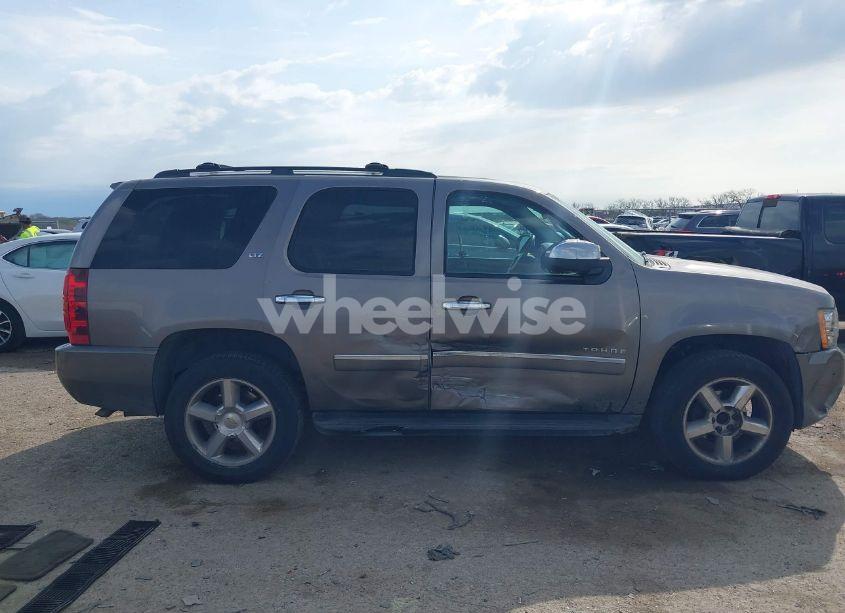 Photo 14 of 2011 Chevrolet Tahoe LTZ (VIN 1GNSKCE00BR173777)