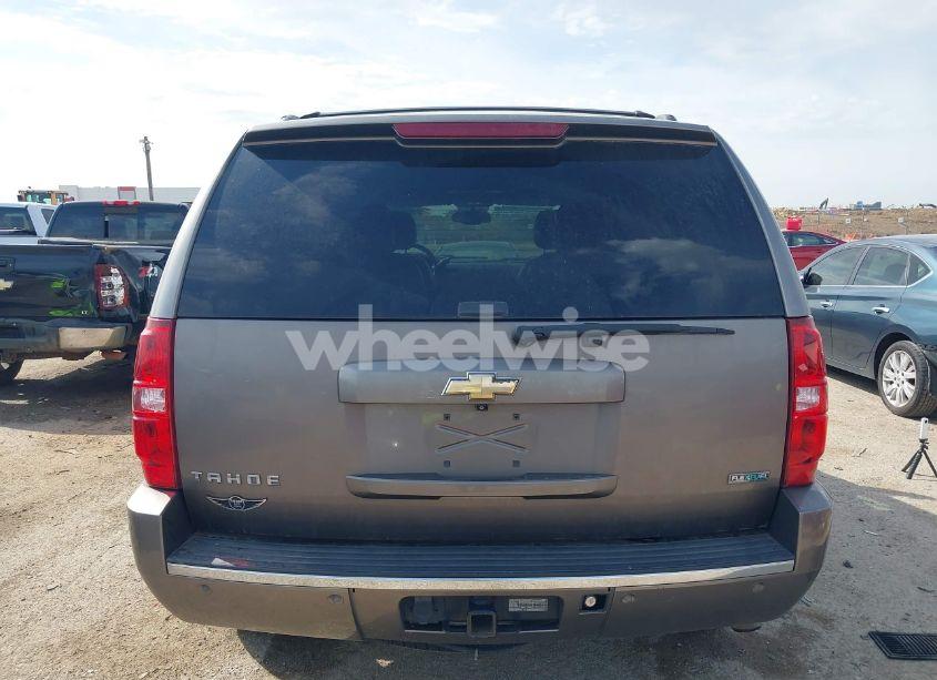 Photo 17 of 2011 Chevrolet Tahoe LTZ (VIN 1GNSKCE00BR173777)