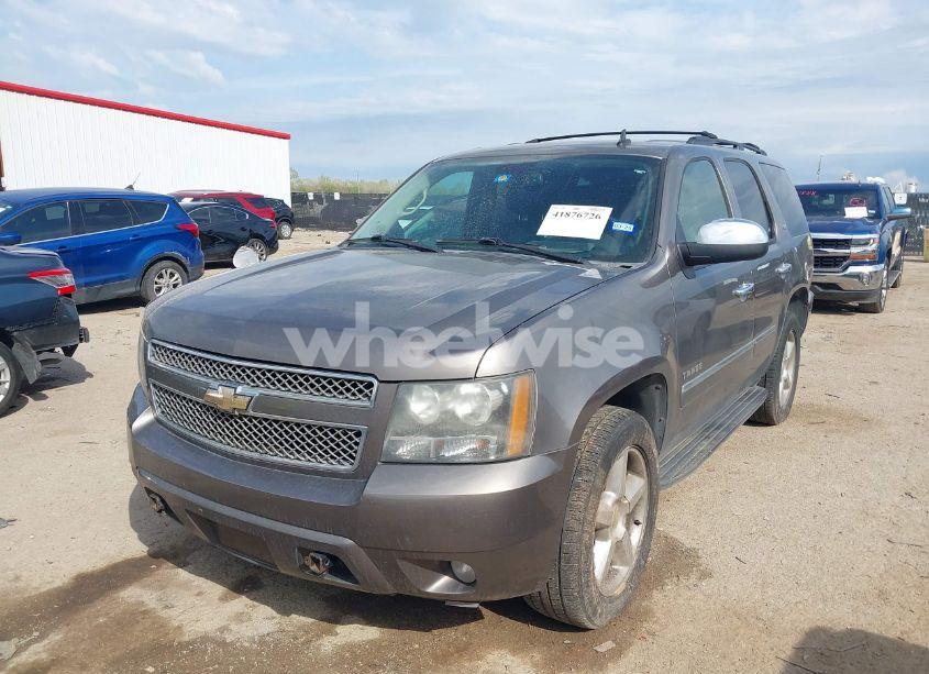Photo 2 of 2011 Chevrolet Tahoe LTZ (VIN 1GNSKCE00BR173777)