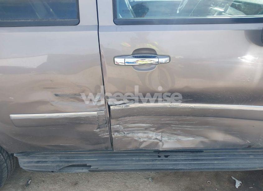 Photo 6 of 2011 Chevrolet Tahoe LTZ (VIN 1GNSKCE00BR173777)