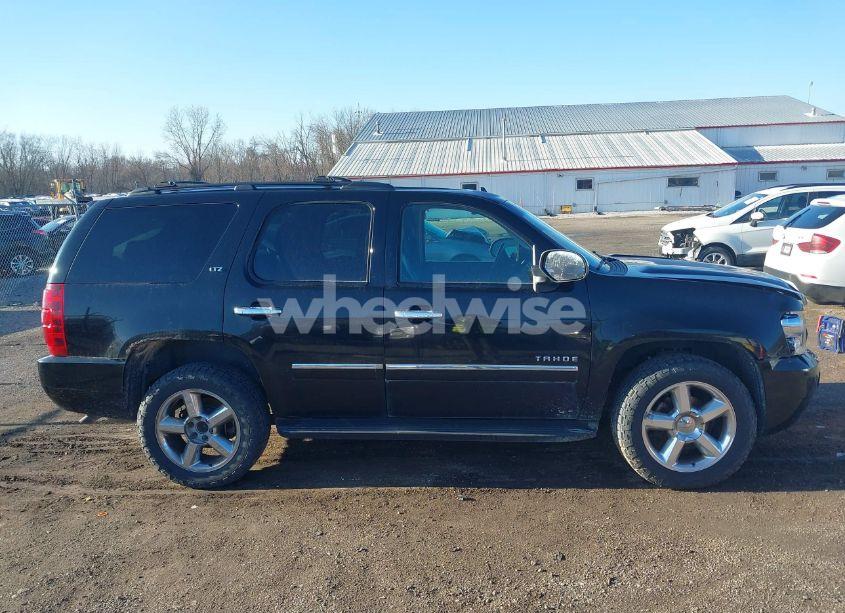 Photo 13 of 2011 Chevrolet Tahoe LTZ (VIN 1GNSKCE01BR132798)