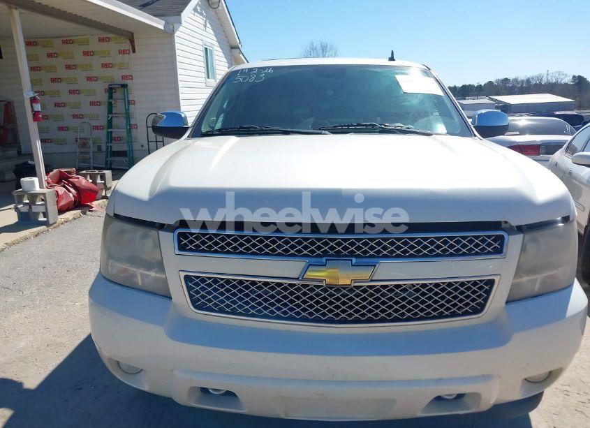 Photo 13 of 2011 Chevrolet Tahoe LTZ (VIN 1GNSKCE01BR397799)
