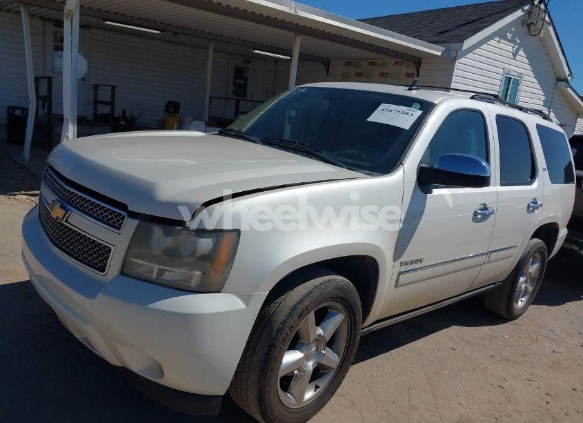 Photo 2 of 2011 Chevrolet Tahoe LTZ (VIN 1GNSKCE01BR397799)