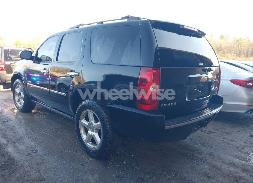 Photo 3 of 2012 Chevrolet Tahoe LTZ (VIN 1GNSKCE01CR241537)