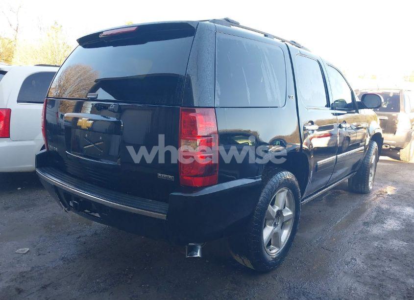Photo 4 of 2012 Chevrolet Tahoe LTZ (VIN 1GNSKCE01CR241537)