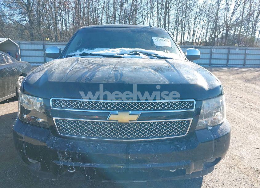 Photo 6 of 2012 Chevrolet Tahoe LTZ (VIN 1GNSKCE01CR241537)