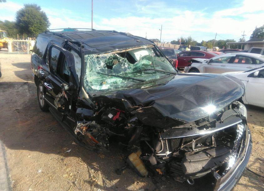 Photo 6 of 2014 Chevrolet Tahoe LTZ (VIN 1GNSKCE01ER170925)