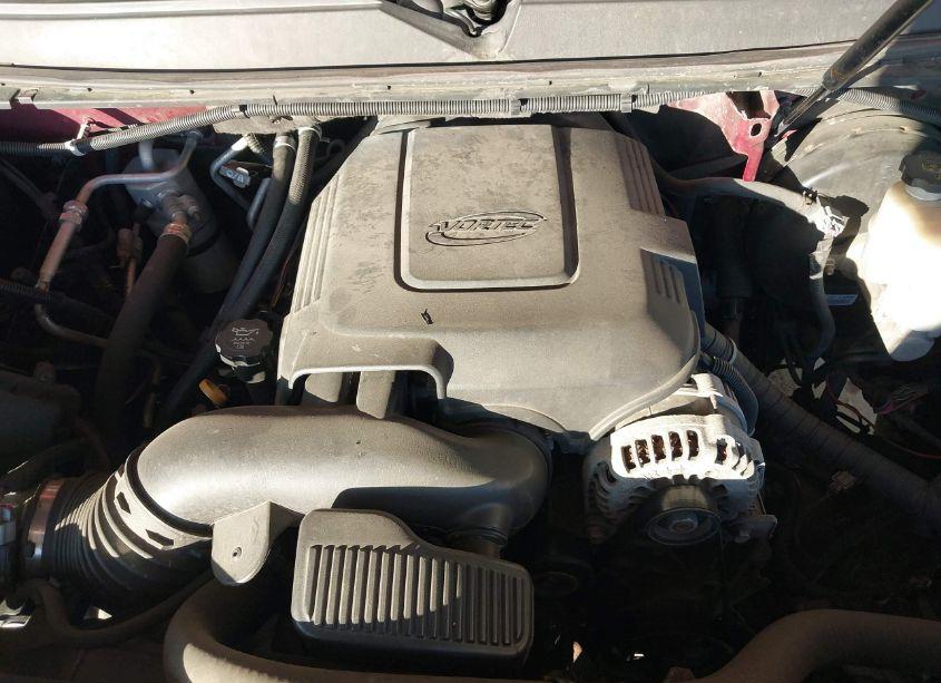 Photo 10 of 2011 Chevrolet Tahoe LTZ (VIN 1GNSKCE02BR272701)