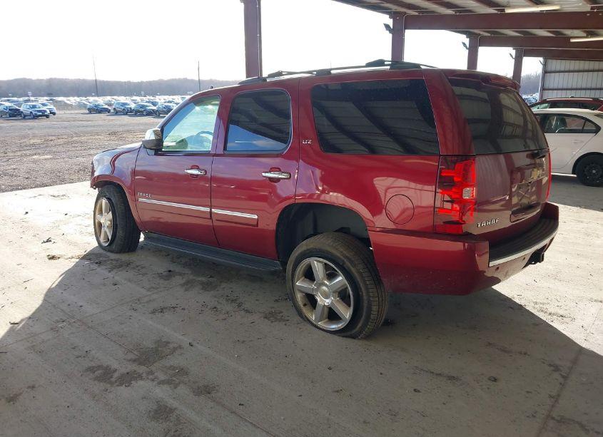 Photo 3 of 2011 Chevrolet Tahoe LTZ (VIN 1GNSKCE02BR272701)