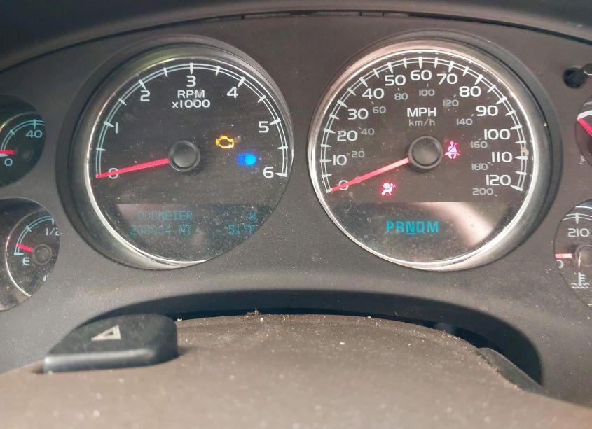 Photo 7 of 2011 Chevrolet Tahoe LTZ (VIN 1GNSKCE02BR272701)