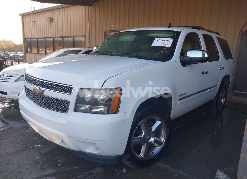 Photo 2 of 2011 Chevrolet Tahoe LTZ (VIN 1GNSKCE02BR311190)