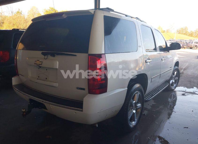 Photo 4 of 2011 Chevrolet Tahoe LTZ (VIN 1GNSKCE02BR311190)