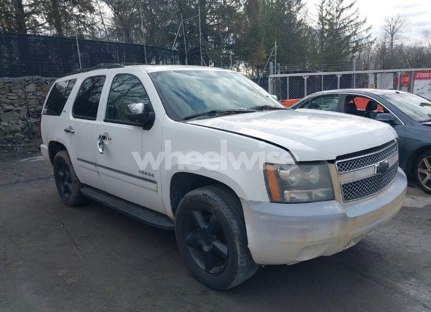 2011 Chevrolet Tahoe LTZ (VIN 1GNSKCE03BR116943) main photo