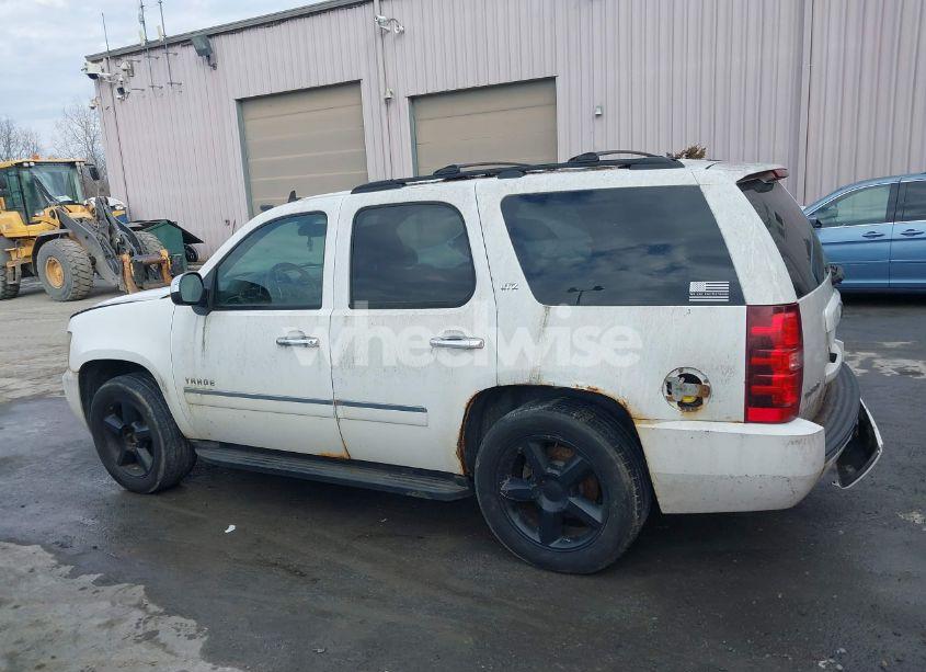 Photo 14 of 2011 Chevrolet Tahoe LTZ (VIN 1GNSKCE03BR116943)