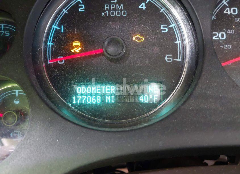 Photo 7 of 2011 Chevrolet Tahoe LTZ (VIN 1GNSKCE03BR116943)