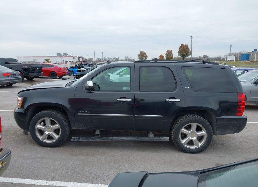Photo 14 of 2011 Chevrolet Tahoe LTZ (VIN 1GNSKCE03BR232451)