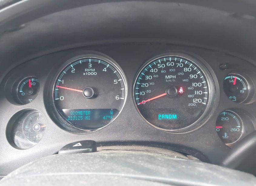 Photo 7 of 2011 Chevrolet Tahoe LTZ (VIN 1GNSKCE03BR232451)