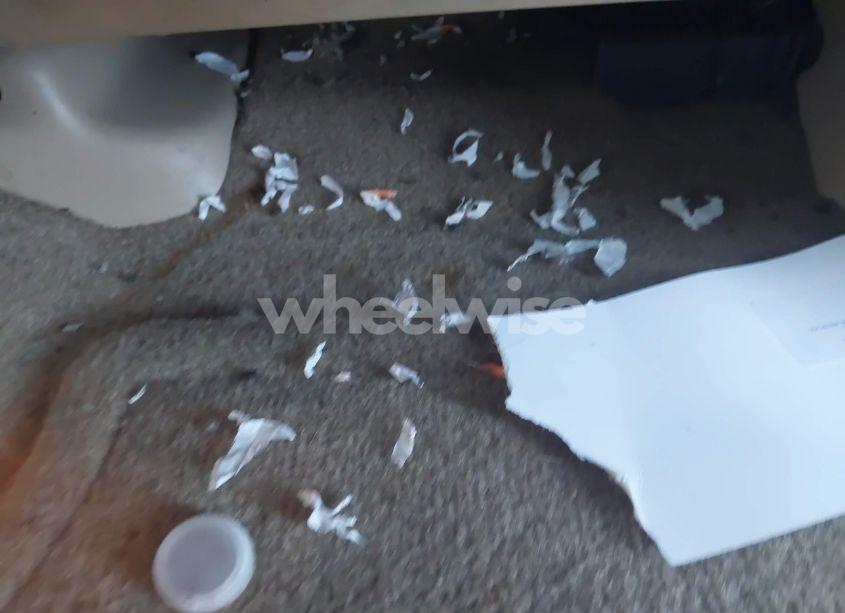 Photo 18 of 2011 Chevrolet Tahoe LTZ (VIN 1GNSKCE03BR304989)