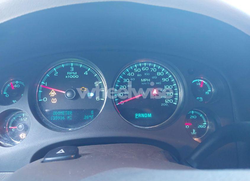 Photo 7 of 2011 Chevrolet Tahoe LTZ (VIN 1GNSKCE03BR304989)