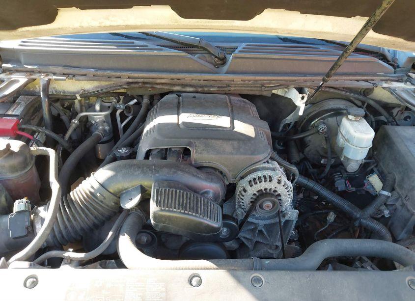 Photo 10 of 2011 Chevrolet Tahoe LTZ (VIN 1GNSKCE03BR381930)