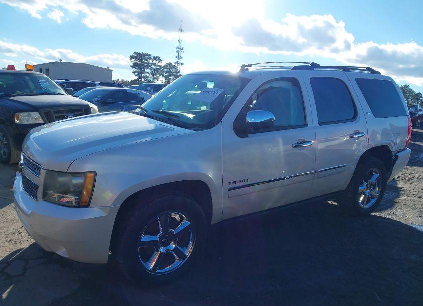 Photo 14 of 2011 Chevrolet Tahoe LTZ (VIN 1GNSKCE03BR381930)