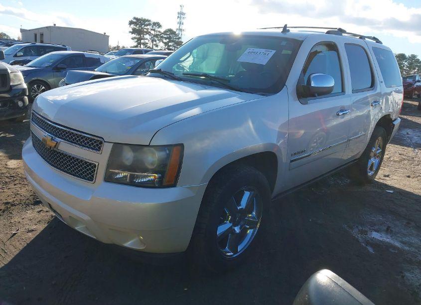 Photo 2 of 2011 Chevrolet Tahoe LTZ (VIN 1GNSKCE03BR381930)