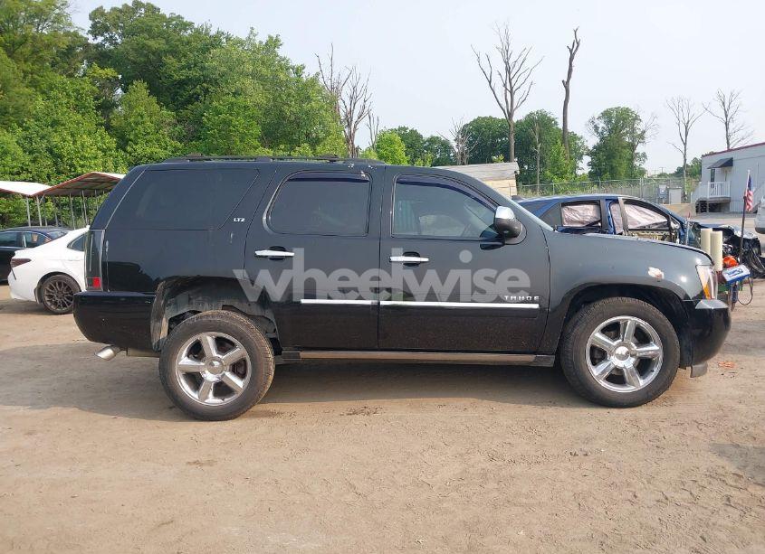 Photo 13 of 2012 Chevrolet Tahoe LTZ (VIN 1GNSKCE03CR151791)
