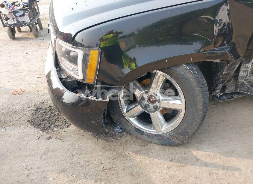 Photo 6 of 2012 Chevrolet Tahoe LTZ (VIN 1GNSKCE03CR151791)