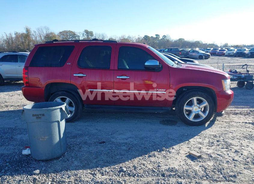 Photo 13 of 2014 Chevrolet Tahoe LTZ (VIN 1GNSKCE04ER112467)