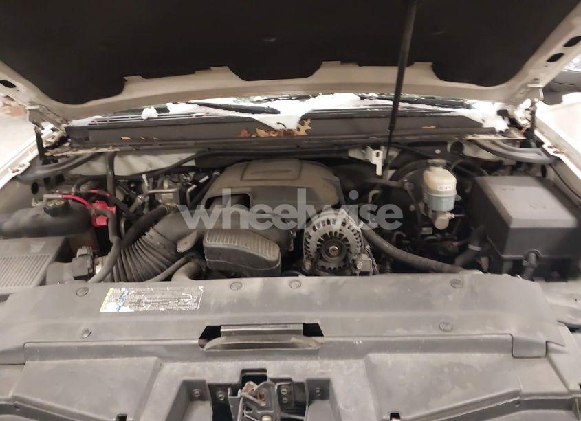 Photo 10 of 2011 Chevrolet Tahoe LTZ (VIN 1GNSKCE05BR217546)