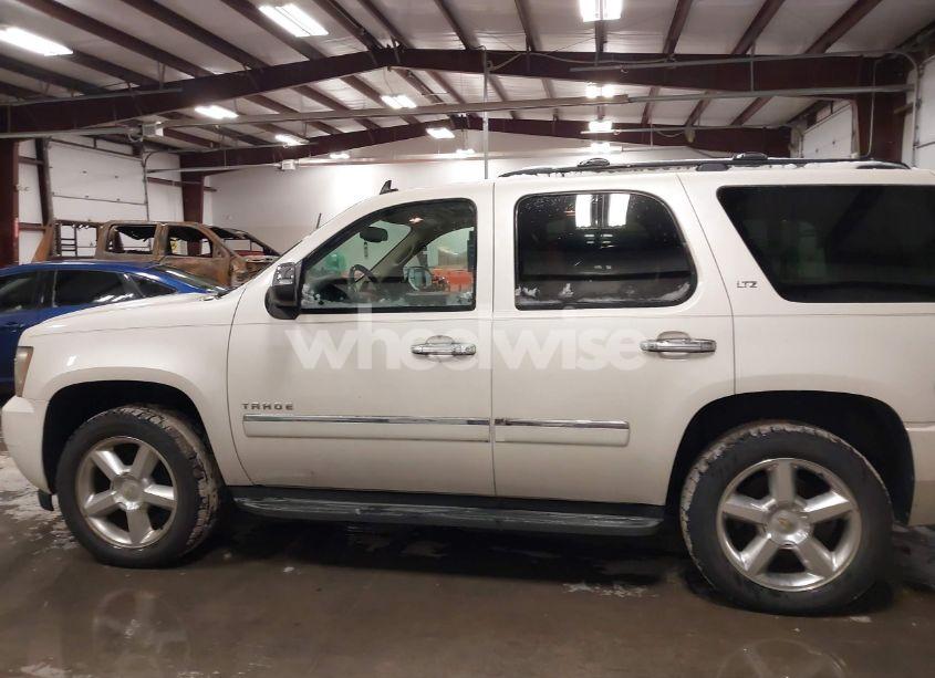 Photo 14 of 2011 Chevrolet Tahoe LTZ (VIN 1GNSKCE05BR217546)